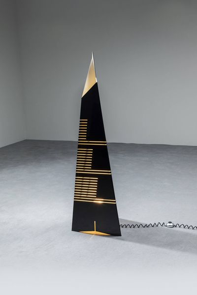 ENRICO TRONCONI : Lampada da terra della serie I Personaggi  - Asta Design - Associazione Nazionale - Case d'Asta italiane