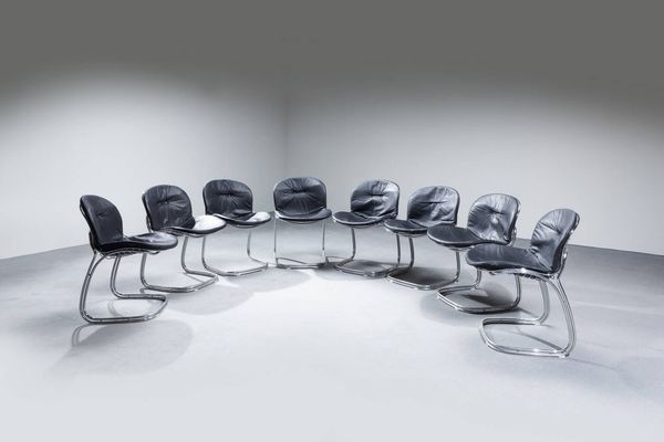 GASTONE RINALDI : Otto sedie mod. Sabrina  - Asta Design - Associazione Nazionale - Case d'Asta italiane