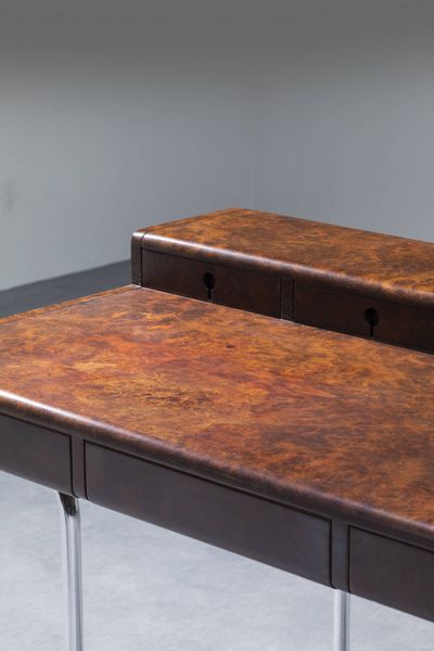 PRODUZIONE ITALIANA : Scrivania  - Asta Design - Associazione Nazionale - Case d'Asta italiane