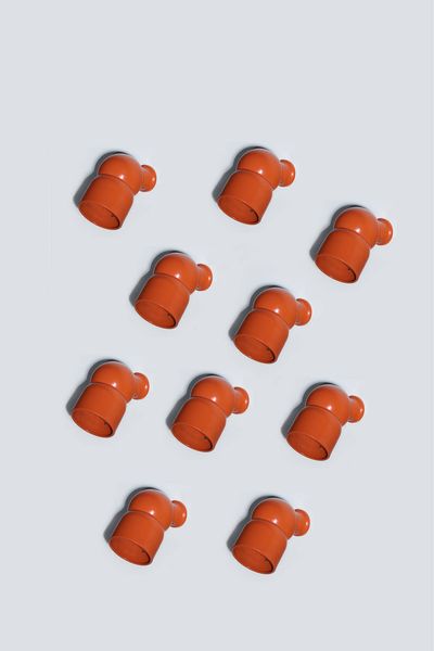 ELIO MARTINELLI : Metallo laccato. Prod. Martinelli Luce anni '60 h cm 16x18  Difetti  - Asta Design - Associazione Nazionale - Case d'Asta italiane