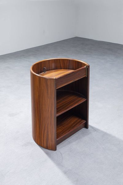 AFRA E TOBIA SCARPA : Coppia di comodini serie Artona  - Asta Design - Associazione Nazionale - Case d'Asta italiane