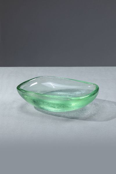 SEGUSO : Svuotatasche in vetro acidato. Prod. Seguso anni '50  cm 7 5x27 5x21 5  - Asta Design - Associazione Nazionale - Case d'Asta italiane