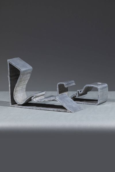 SERGIO PUTATTI Follonica (GR) 1939 : Scultura in alluminio stampato. cm 11x25 5x12  - Asta Design - Associazione Nazionale - Case d'Asta italiane