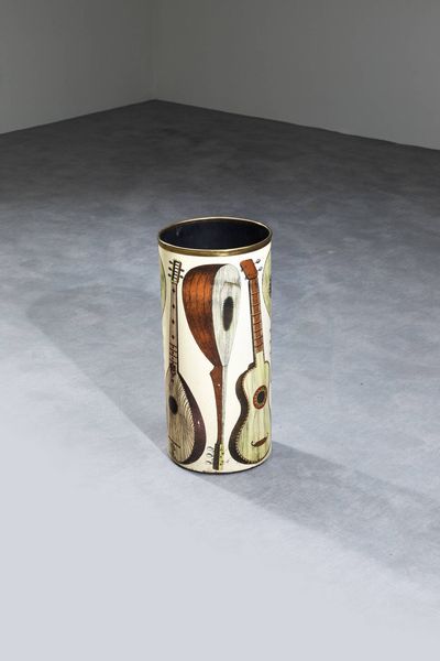 PIERO FORNASETTI Milano 1913 - 1988 : Portaombrelli strumenti musicali  - Asta Design - Associazione Nazionale - Case d'Asta italiane