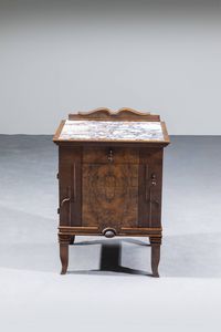 Emilio Lancia - Comodino in legno con piano in marmo e particolari in ottone. Anni '30 cm 71 5x41 5x51