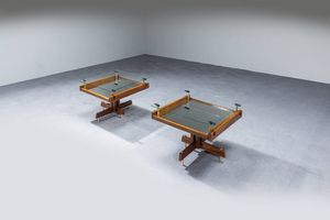 RENATO ZAINA - Coppia di tavolini in legno  piano specchiato e verto  particolari in ottone. Anni '60 cm 42x54x54