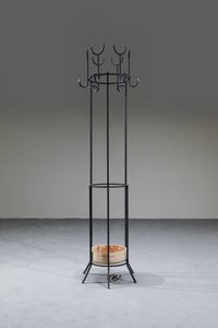 CAMPO & GRAFFI : Appendiabiti in metallo verniciato con smalto raggrinzante e ciotola in terracotta smaltata. Prod. Home anni '60 cm 188x35  - Asta Design - Associazione Nazionale - Case d'Asta italiane