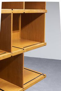 PRODUZIONE ITALIANA : Libreria girevole in legno. Anni '70 cm 166x85x85  - Asta Design - Associazione Nazionale - Case d'Asta italiane