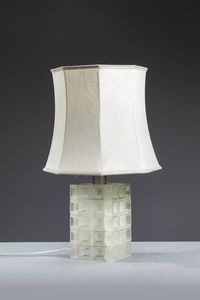 ALBANO POLI - Lampada da tavolo costituita da parellelepipedi di vetro incolore. Prod. Poliarte anni '70 h cm 71x36