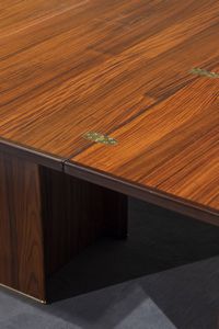 AFRA E TOBIA SCARPA : Tavolo della serie collezione Artona 7510  - Asta Design - Associazione Nazionale - Case d'Asta italiane