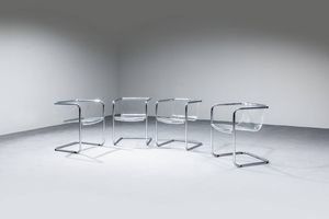 C2 - Quattro sedie con struttura in tubolare d'acciaio  seduta in materiale plastico. Prod. C2 anni '70 cm 67 5x50x [..]