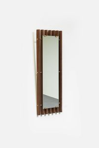 PRODUZIONE ITALIANA - Specchio con struttura listellare in legno e ottone  cristallo specchiato. Anni '60  cm 92x41