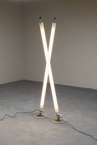 CHRISTIAN DEUBER : Coppia di lampade da terra mod.Tube  - Asta Design - Associazione Nazionale - Case d'Asta italiane