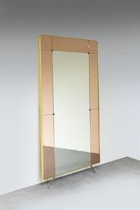 CRISTAL ART - Specchiera con bordo in ottone e vetri di color rosa. Prod. Cristal Art anni '60 cm 188x100