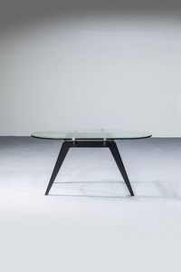 PRODUZIONE ITALIANA : Tavolino con struttura in legno e piano in vetro. Anni '50 cm 47x95 5x47  - Asta Design - Associazione Nazionale - Case d'Asta italiane