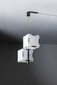 STILUX - Lampada a sospensione con struttura in metallo verniciato  particolari in ottone e divisori in plexiglass. Prod.  [..]