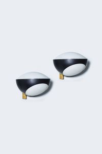 FONTANA ARTE - Coppette di vetro  diffusore bianco satinato  montatura in metallo laccato e ottone spazzolato. Prod. Fontana  [..]