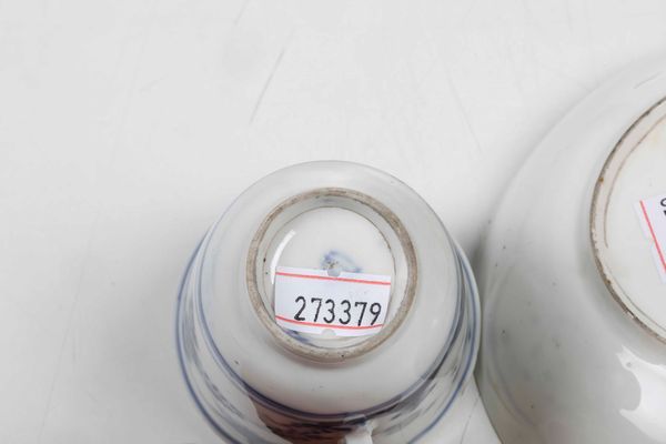 Tazza con piattino<BR>Vienna, Manifattura Imperiale, terzo quarto del XVIII secolo<BR><BR>  - Asta Porcellane venete ed europee di un'importante Famiglia veneziana - Associazione Nazionale - Case d'Asta italiane