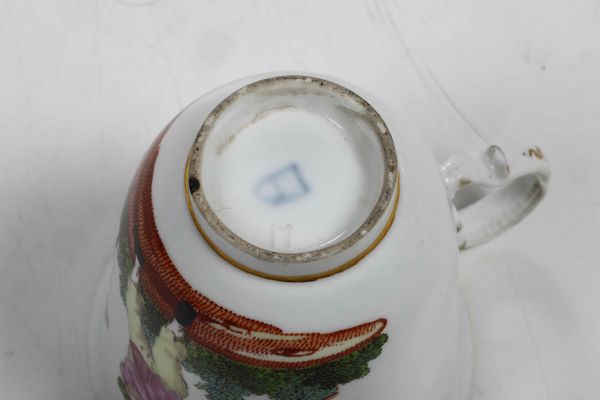 Tazza<BR>Vienna, Manifattura Imperiale, 1760 circa  - Asta Porcellane venete ed europee di un'importante Famiglia veneziana - Associazione Nazionale - Case d'Asta italiane