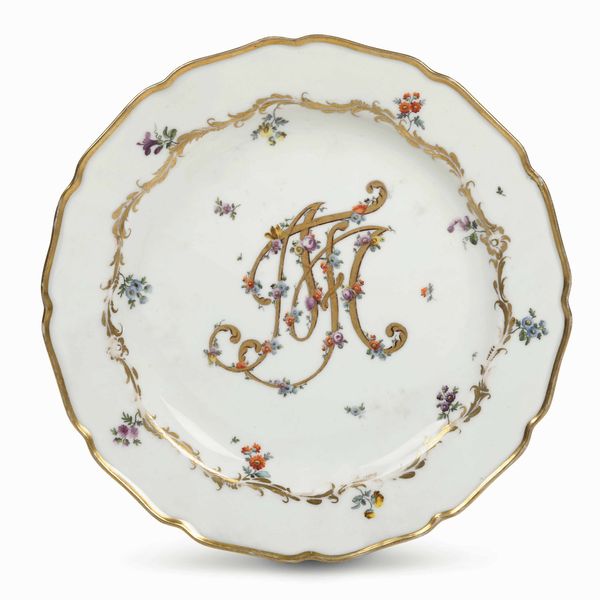 Piatto<BR>Vienna, Manifattura Imperiale, 1760-1770  - Asta Porcellane venete ed europee di un'importante Famiglia veneziana - Associazione Nazionale - Case d'Asta italiane