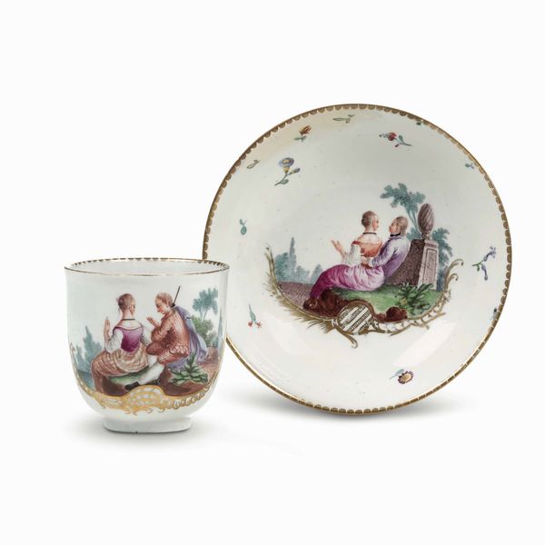 Tazza con piattino<BR>Germania, Manifattura di Frankenthal, 1762-1770 circa  - Asta Porcellane venete ed europee di un'importante Famiglia veneziana - Associazione Nazionale - Case d'Asta italiane