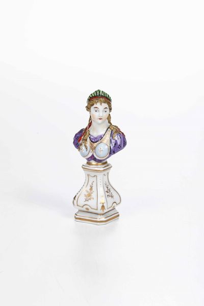 Bustino<BR>Berlino, Regia Manifattura di porcellane, 1760-1770<BR><BR>  - Asta Porcellane venete ed europee di un'importante Famiglia veneziana - Associazione Nazionale - Case d'Asta italiane