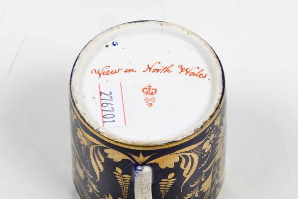 Tazza con piattino<BR>Inghilterra, Manifattura Derby, verso il 1800<BR>  - Asta Porcellane venete ed europee di un'importante Famiglia veneziana - Associazione Nazionale - Case d'Asta italiane