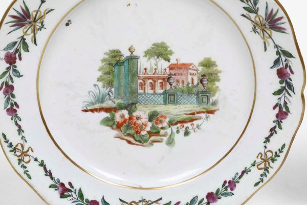 Coppia di piatti �a bers�<BR>Venezia, Manifattura Cozzi, 1775 circa  - Asta Porcellane venete ed europee di un'importante Famiglia veneziana - Associazione Nazionale - Case d'Asta italiane
