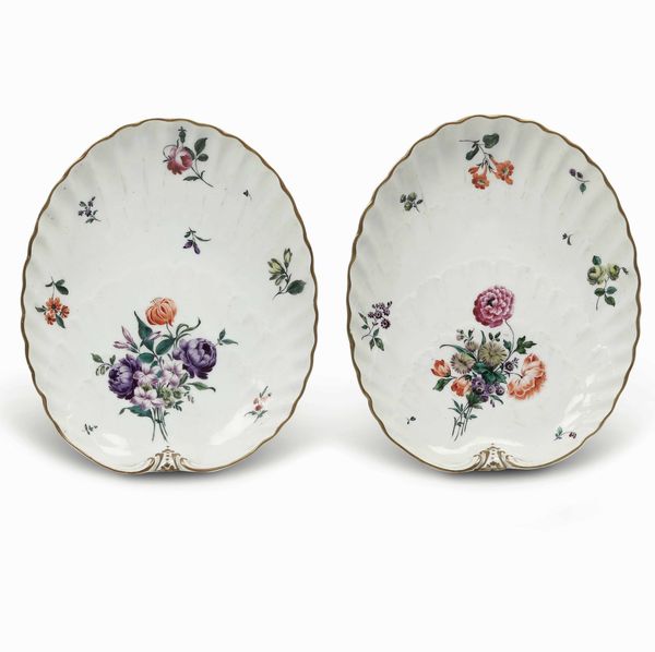 Coppia di vassoietti<BR>Venezia, Manifattura Cozzi, 1780 circa  - Asta Porcellane venete ed europee di un'importante Famiglia veneziana - Associazione Nazionale - Case d'Asta italiane