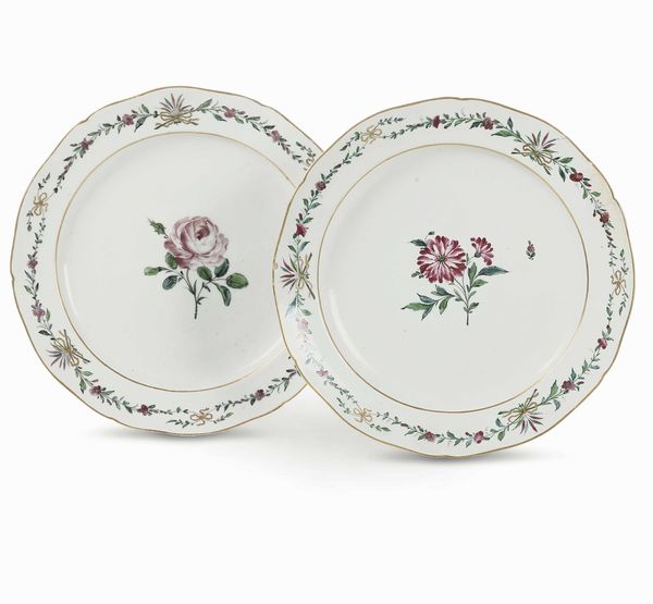 Coppia di grandi piatti �Mocenigo�<BR>Venezia, Manifattura Cozzi, 1780-1790  - Asta Porcellane venete ed europee di un'importante Famiglia veneziana - Associazione Nazionale - Case d'Asta italiane