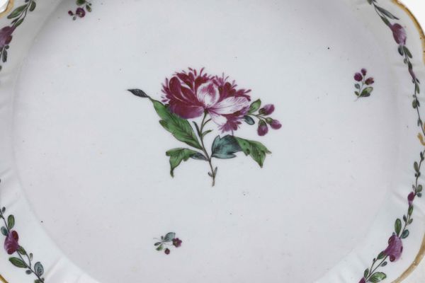 Coppia di sottobottiglia �Mocenigo�<BR>Venezia, Manifattura Cozzi, 1780-1790  - Asta Porcellane venete ed europee di un'importante Famiglia veneziana - Associazione Nazionale - Case d'Asta italiane