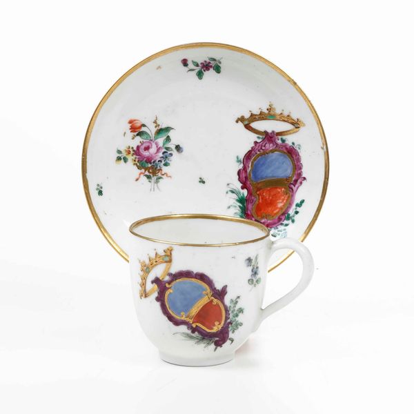 Tazza con piattino<BR>Nove, Manifattura Antonibon, gestione Parolin, 1770 circa  - Asta Porcellane venete ed europee di un'importante Famiglia veneziana - Associazione Nazionale - Case d'Asta italiane