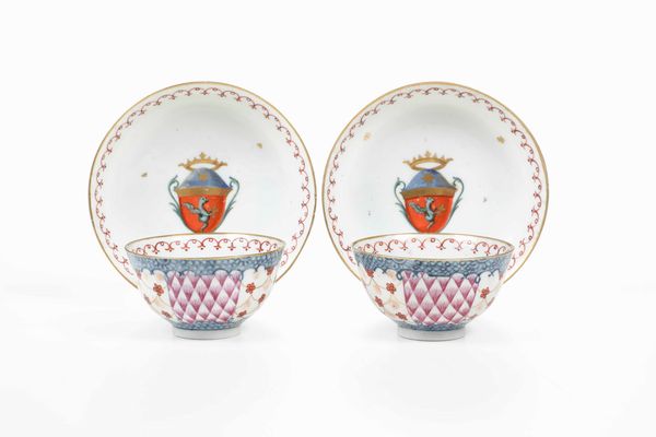 Coppia di tazze con piattino<BR>Nove, Manifattura di Pasquale Antonibon, 1770 circa<BR>  - Asta Porcellane venete ed europee di un'importante Famiglia veneziana - Associazione Nazionale - Case d'Asta italiane