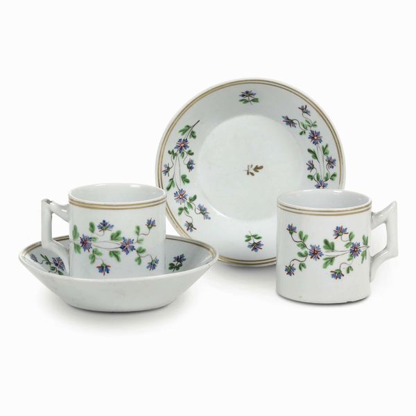 Coppia di tazze con piattino<BR>Treviso, Fontebasso, primo quarto del XIX secolo  - Asta Porcellane venete ed europee di un'importante Famiglia veneziana - Associazione Nazionale - Case d'Asta italiane