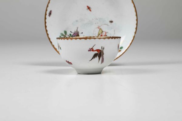 Tazza con piattino<BR>Venezia, Manifattura Cozzi 1770-1775<BR>  - Asta Porcellane venete ed europee di un'importante Famiglia veneziana - Associazione Nazionale - Case d'Asta italiane