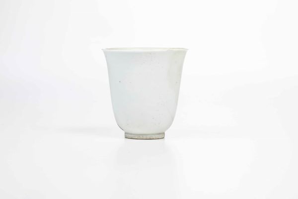 Tazza<BR>Napoli, Capodimonte, Manifattura di Carlo di Borbone, 1750-1755<BR>  - Asta Porcellane venete ed europee di un'importante Famiglia veneziana - Associazione Nazionale - Case d'Asta italiane