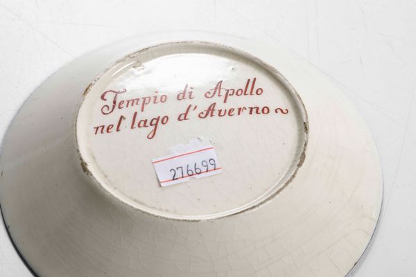 Tazza con piattino<BR>Napoli, Manifattura Giustiniani (?), primo quarto del XIX secolo<BR>  - Asta Porcellane venete ed europee di un'importante Famiglia veneziana - Associazione Nazionale - Case d'Asta italiane