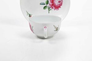 Tazza con piattino<BR>Meissen, periodo Marcolini, 1774-1814<BR>  - Asta Porcellane venete ed europee di un'importante Famiglia veneziana - Associazione Nazionale - Case d'Asta italiane