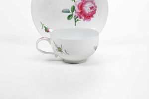 Tazza con piattino<BR>Meissen, periodo Marcolini, 1774-1814<BR>  - Asta Porcellane venete ed europee di un'importante Famiglia veneziana - Associazione Nazionale - Case d'Asta italiane