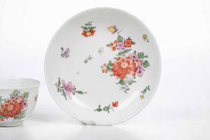 Tazza con piattino<BR>Vienna, Manifattura Imperiale, verso il 1780  - Asta Porcellane venete ed europee di un'importante Famiglia veneziana - Associazione Nazionale - Case d'Asta italiane