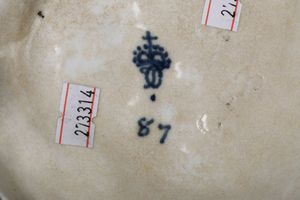 Figurina di Ercole<BR>Germania, Manifattura di Frankenthal, 1787 circa  - Asta Porcellane venete ed europee di un'importante Famiglia veneziana - Associazione Nazionale - Case d'Asta italiane