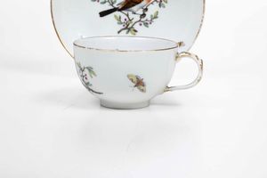 Tazza con piattino<BR>Berlino, Regia Manifattura di porcellane, 1780 circa <BR>  - Asta Porcellane venete ed europee di un'importante Famiglia veneziana - Associazione Nazionale - Case d'Asta italiane