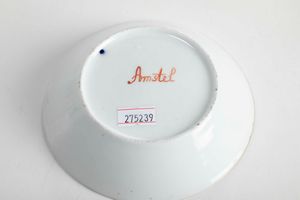 Piattino<BR>Olanda, Manifattura di Amstel, 1784-1820<BR>  - Asta Porcellane venete ed europee di un'importante Famiglia veneziana - Associazione Nazionale - Case d'Asta italiane