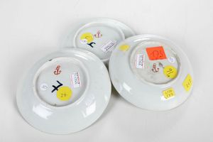 Tre piattini<BR>Venezia, Manifattura Cozzi, 1770 circa  - Asta Porcellane venete ed europee di un'importante Famiglia veneziana - Associazione Nazionale - Case d'Asta italiane