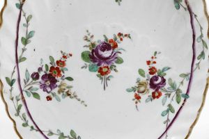 Due vassoietti<BR>Venezia, Manifattura Cozzi, 1780-1790  - Asta Porcellane venete ed europee di un'importante Famiglia veneziana - Associazione Nazionale - Case d'Asta italiane