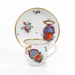 Tazza con piattino<BR>Nove, Manifattura Antonibon, gestione Parolin, 1770 circa  - Asta Porcellane venete ed europee di un'importante Famiglia veneziana - Associazione Nazionale - Case d'Asta italiane