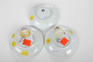 Tre rari piattini<BR>Nove, Manifattura Antonibon, 1770-1775<BR>  - Asta Porcellane venete ed europee di un'importante Famiglia veneziana - Associazione Nazionale - Case d'Asta italiane