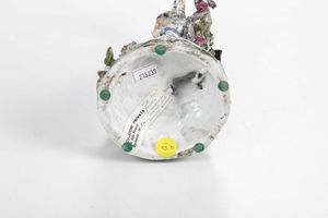 Gruppo �La vendemmia�<BR>Nove, Manifattura Antonibon, gestione Parolin, 1781-1802<BR>Modello di Domenico Bosello  - Asta Porcellane venete ed europee di un'importante Famiglia veneziana - Associazione Nazionale - Case d'Asta italiane