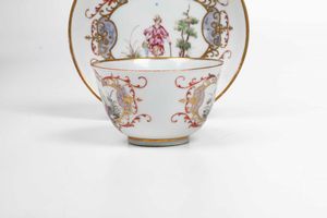 Due tazze e due piattini<BR>Doccia, Manifattura di Carlo Ginori, 1750 circa  - Asta Porcellane venete ed europee di un'importante Famiglia veneziana - Associazione Nazionale - Case d'Asta italiane