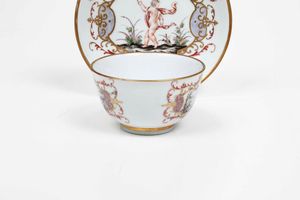 Due tazze e due piattini<BR>Doccia, Manifattura di Carlo Ginori, 1750 circa  - Asta Porcellane venete ed europee di un'importante Famiglia veneziana - Associazione Nazionale - Case d'Asta italiane